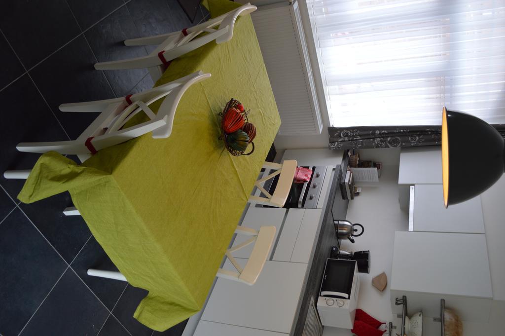 Holiday Home Ipericus Ieper Rum bild